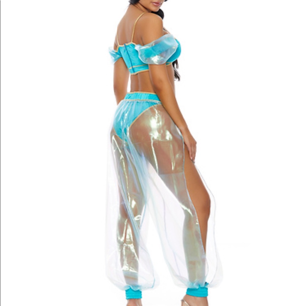Jasmine costume